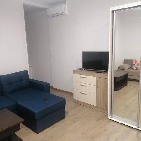 Cozy Gagarin Plaza Apartment Odessa Exterior photo